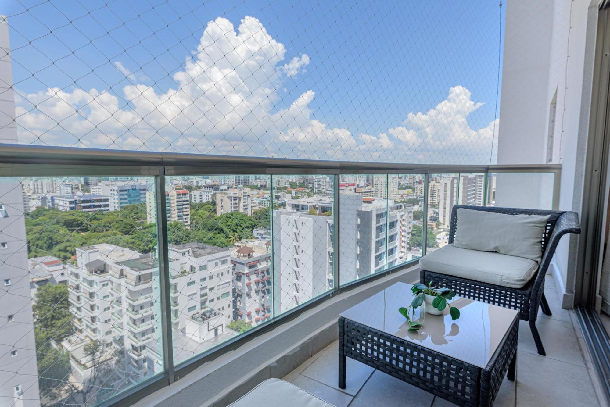 Escape Apartment, Balcony, Pool, Gym & Spa In La Julia Santo Domingo Exterior photo
